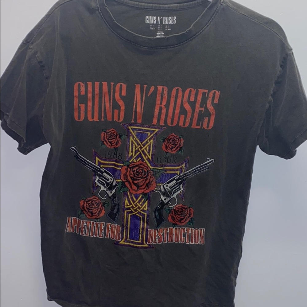 Guns n roses grey concert shirt